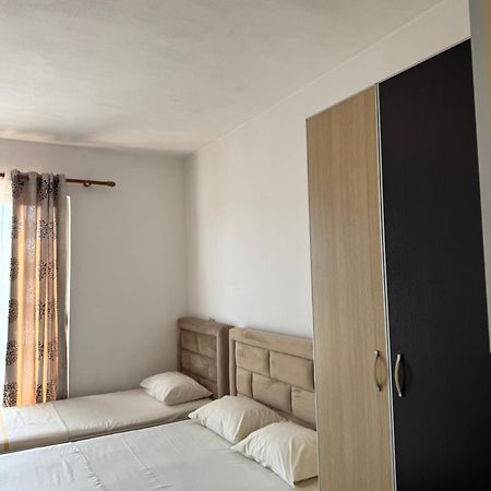 Guesthouse Cami Durrës 외부 사진