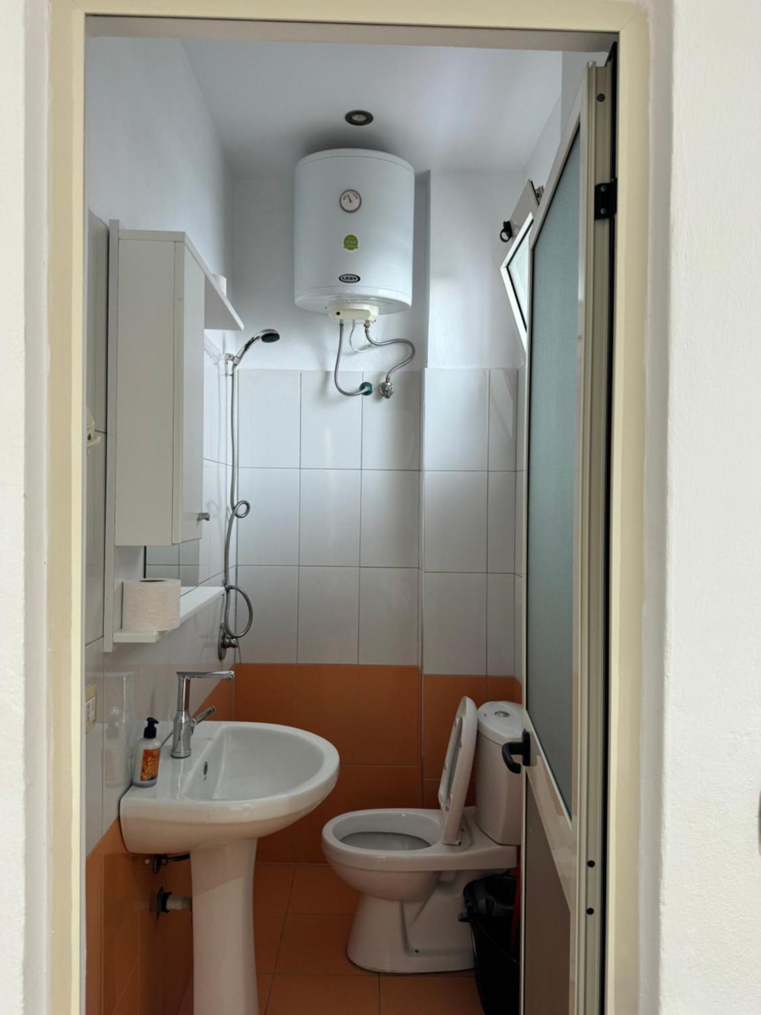 Guesthouse Cami Durrës 외부 사진