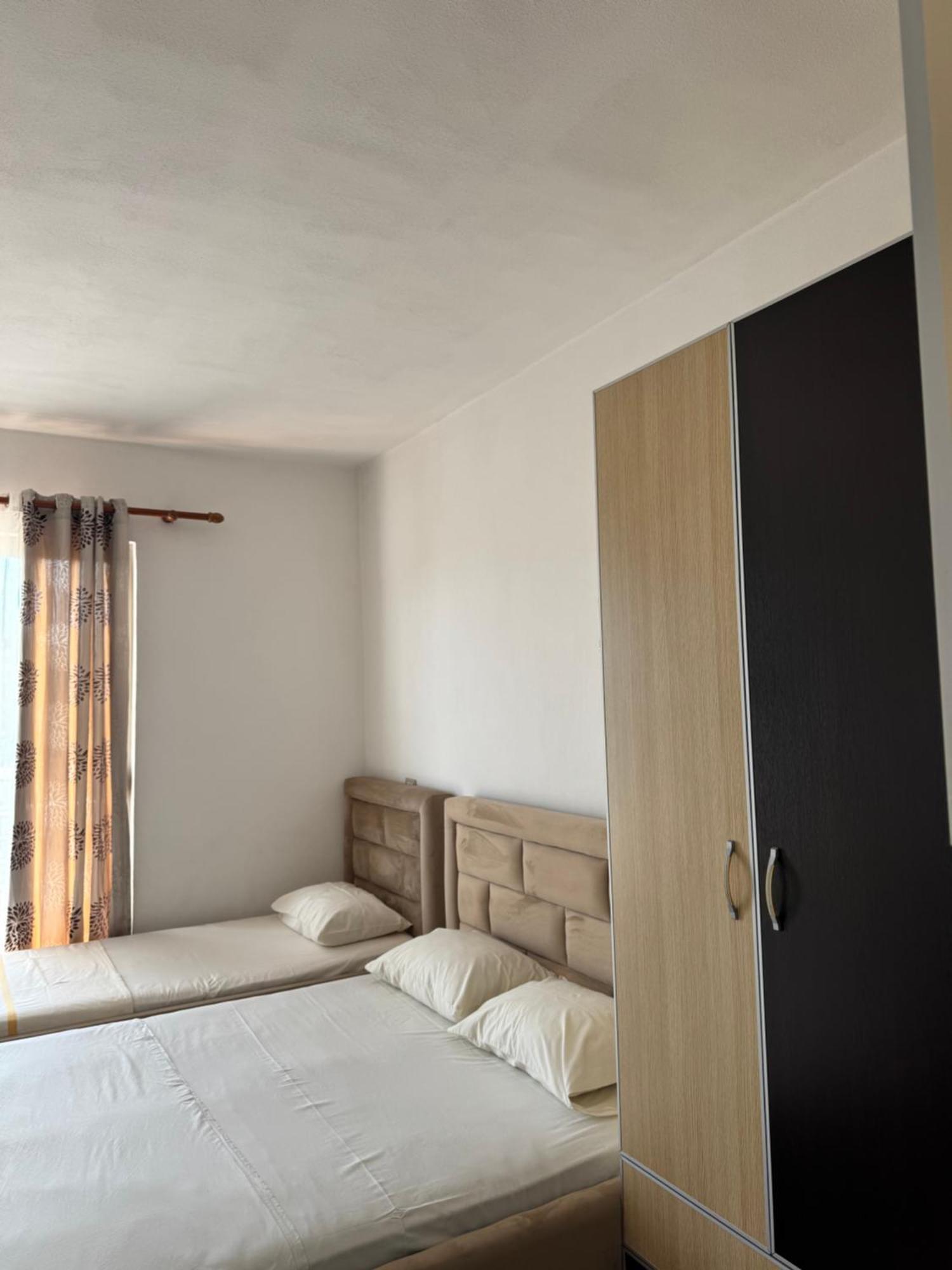 Guesthouse Cami Durrës 외부 사진